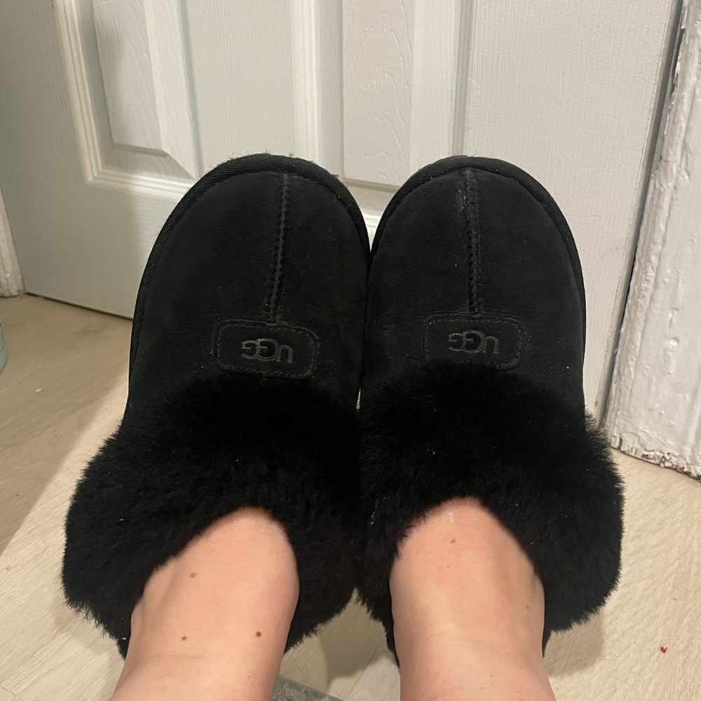 UGG Women's Black Slippers